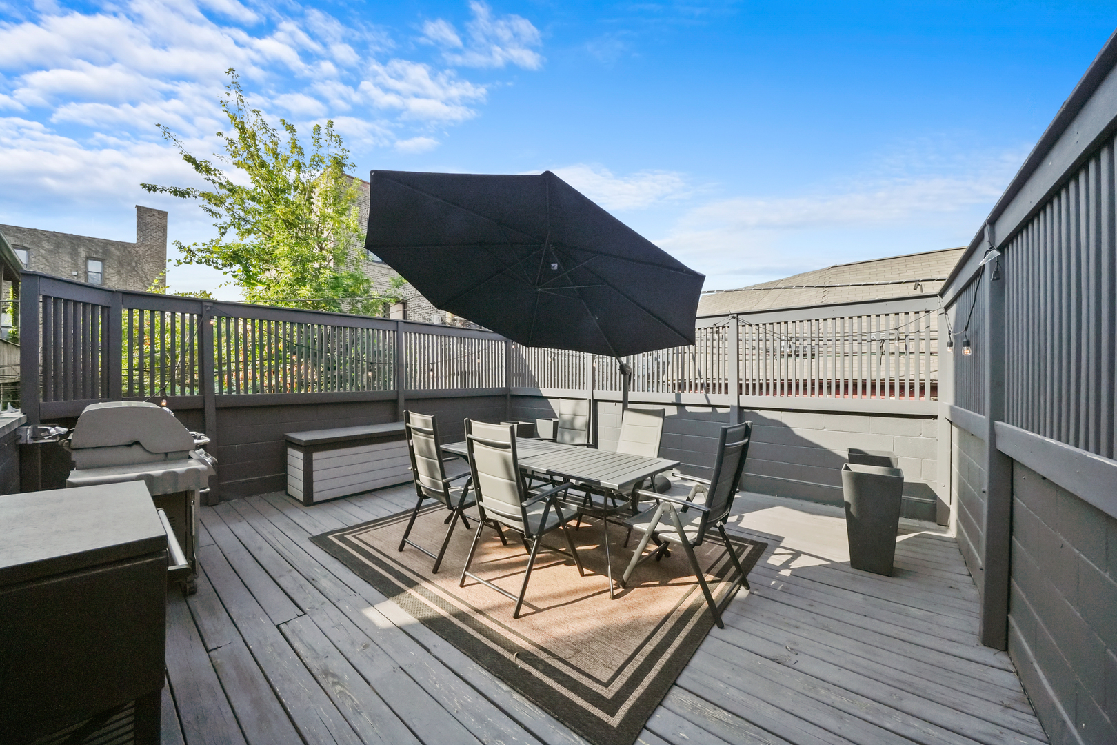 1246 N WOLCOTT Avenue Unit: 1