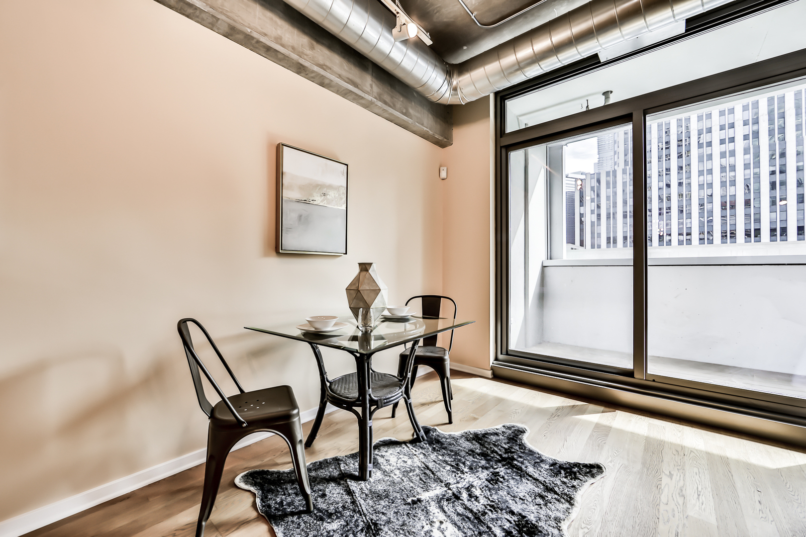 240 E ILLINOIS Street Unit: 502