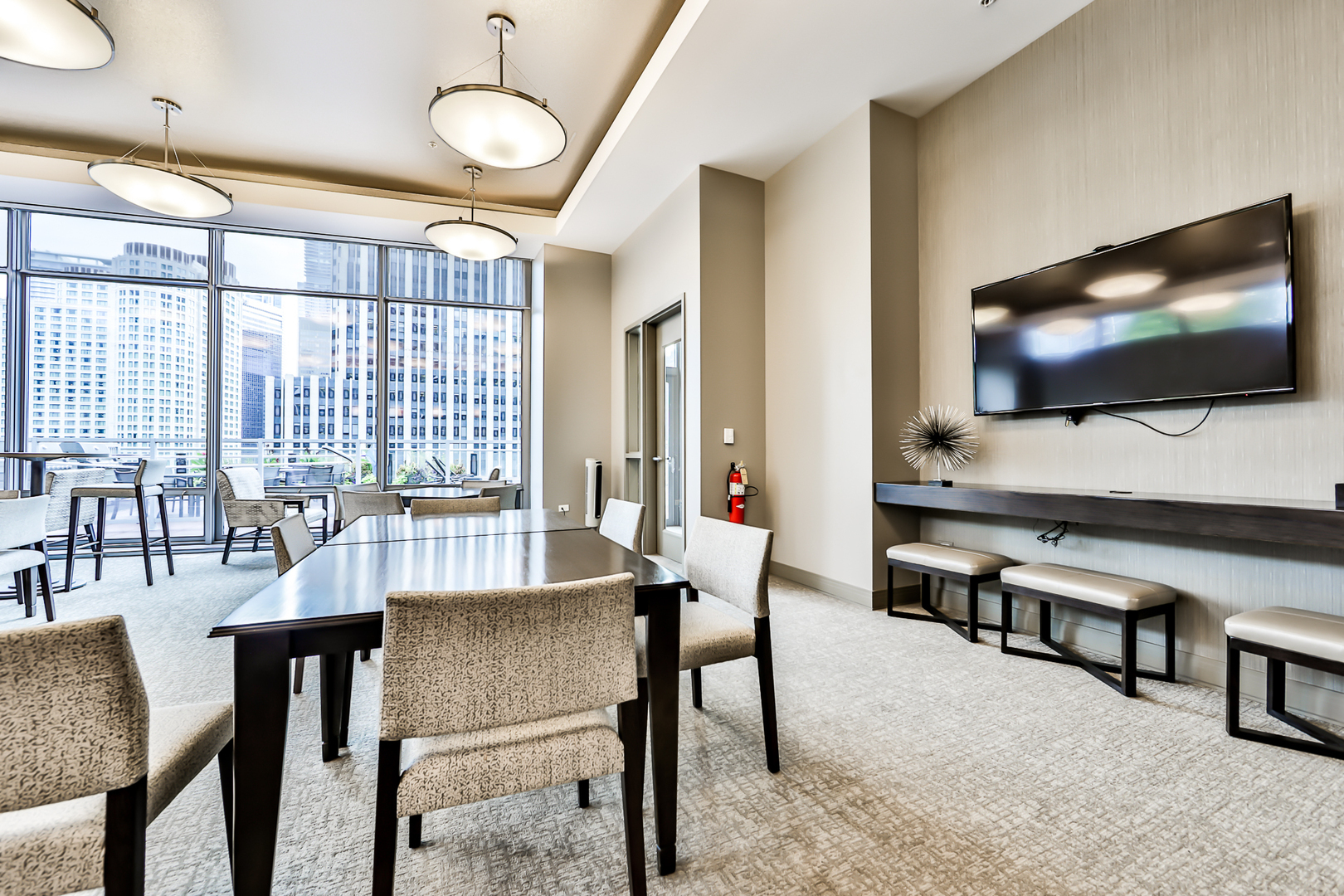240 E ILLINOIS Street Unit: 502