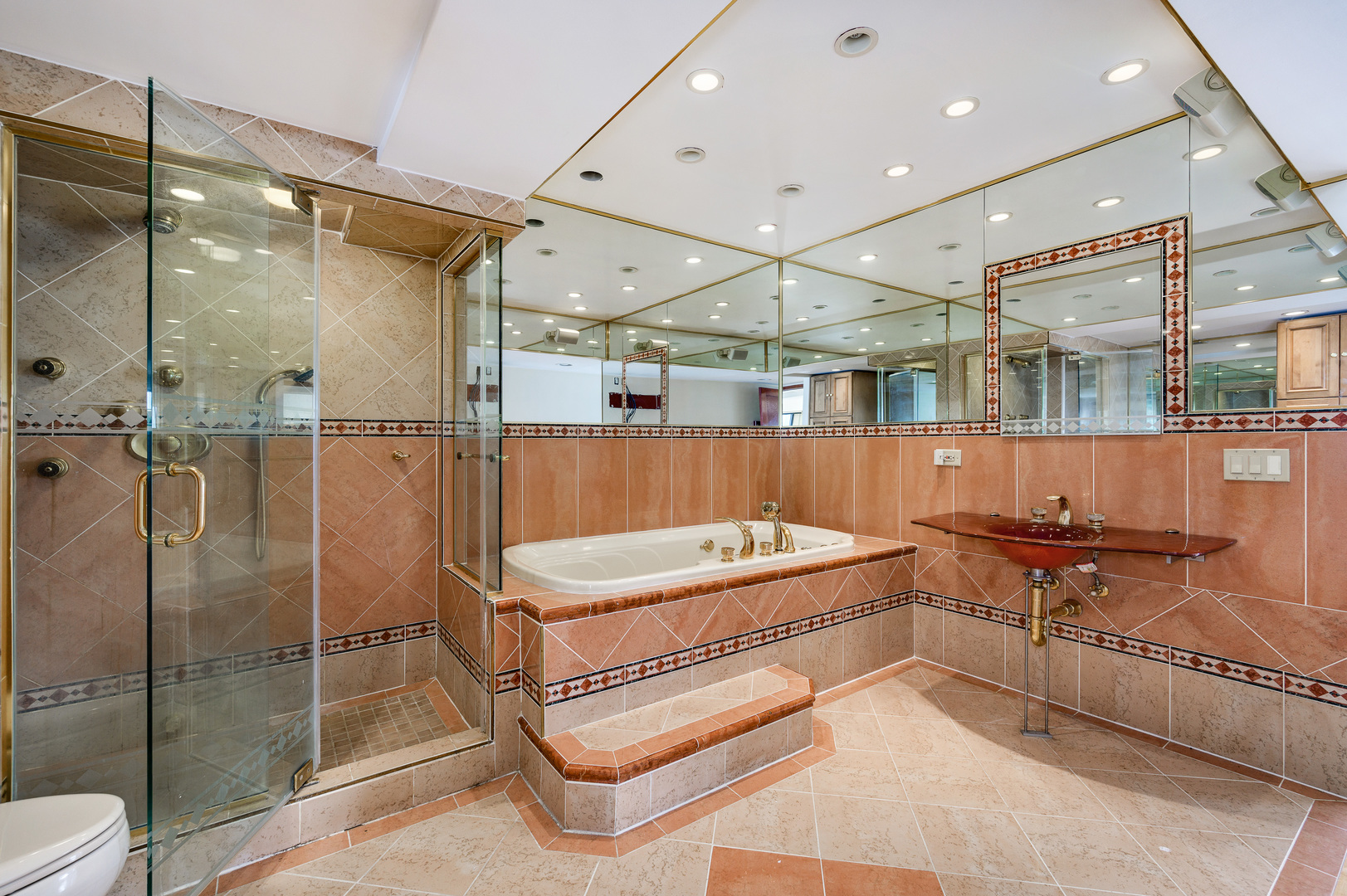 175 E DELAWARE Place Unit: 6308