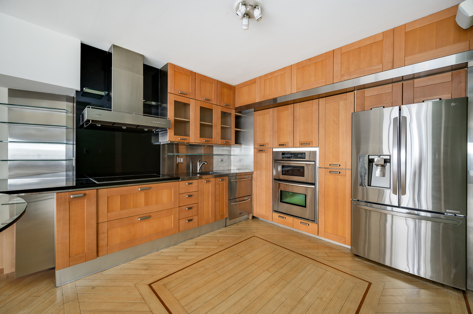 175 E DELAWARE Place Unit: 6308