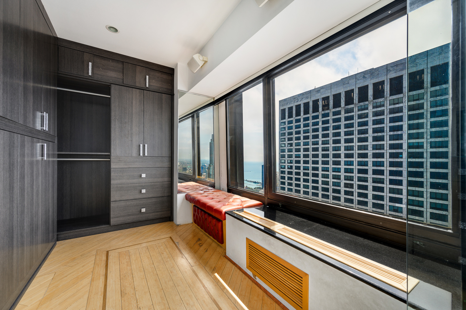 175 E DELAWARE Place Unit: 6308