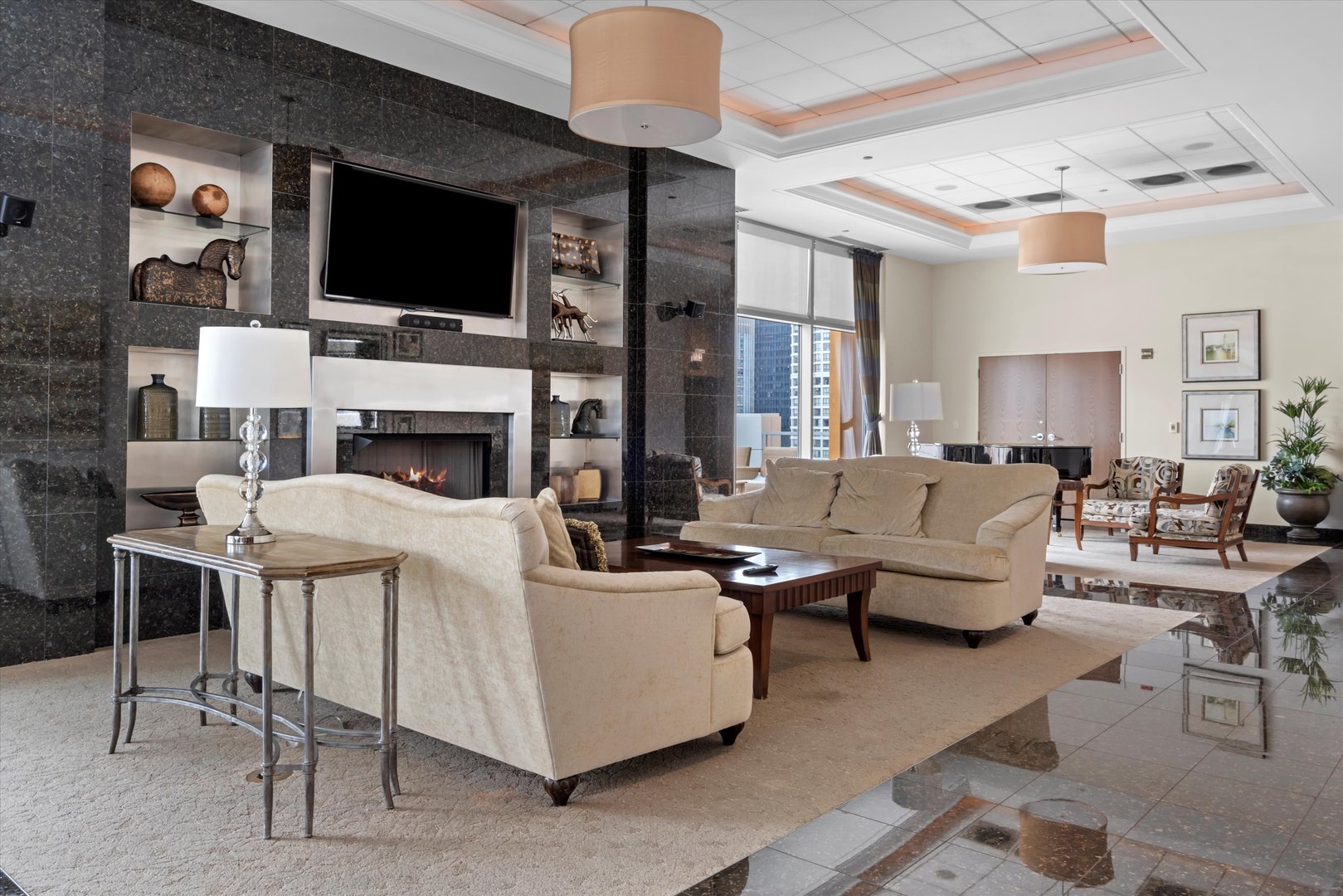 160 E ILLINOIS Street Unit: 1403