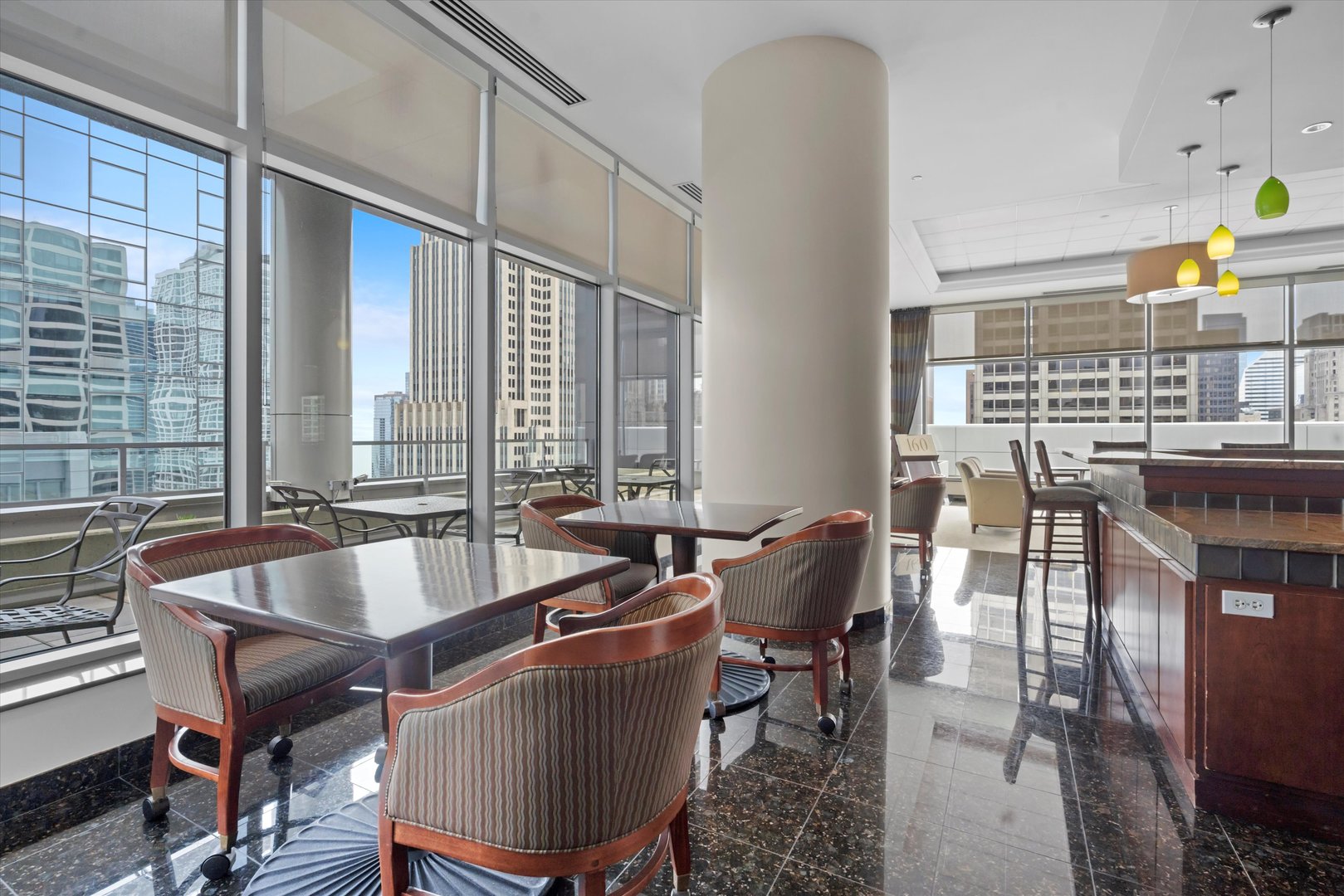 160 E ILLINOIS Street Unit: 1403