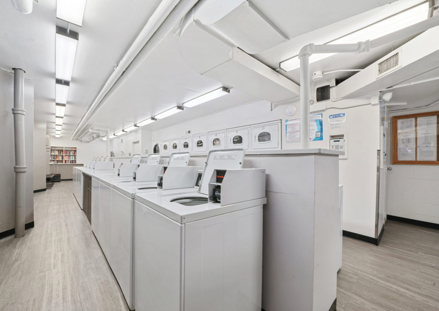 535 N Michigan Avenue Unit: 509