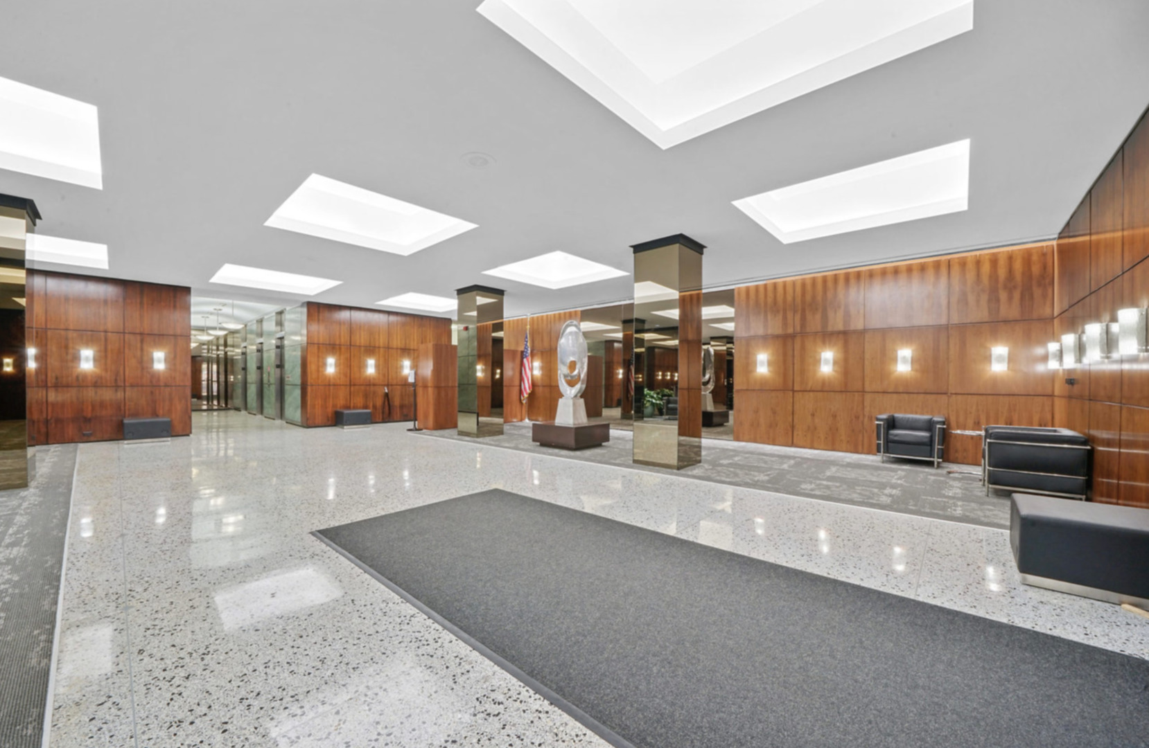 535 N Michigan Avenue Unit: 509