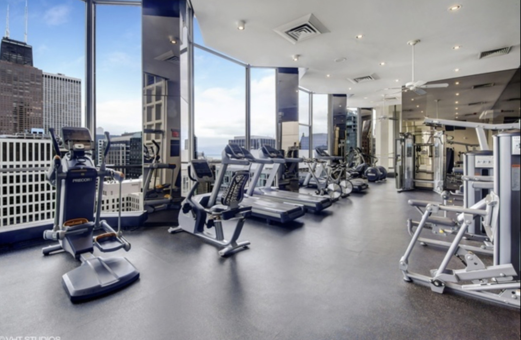 535 N Michigan Avenue Unit: 509