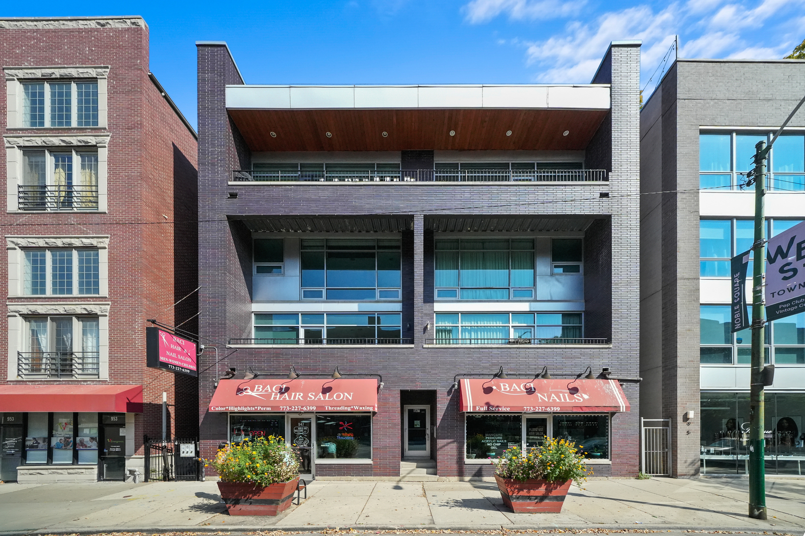 947 N Ashland Avenue Unit: 2N