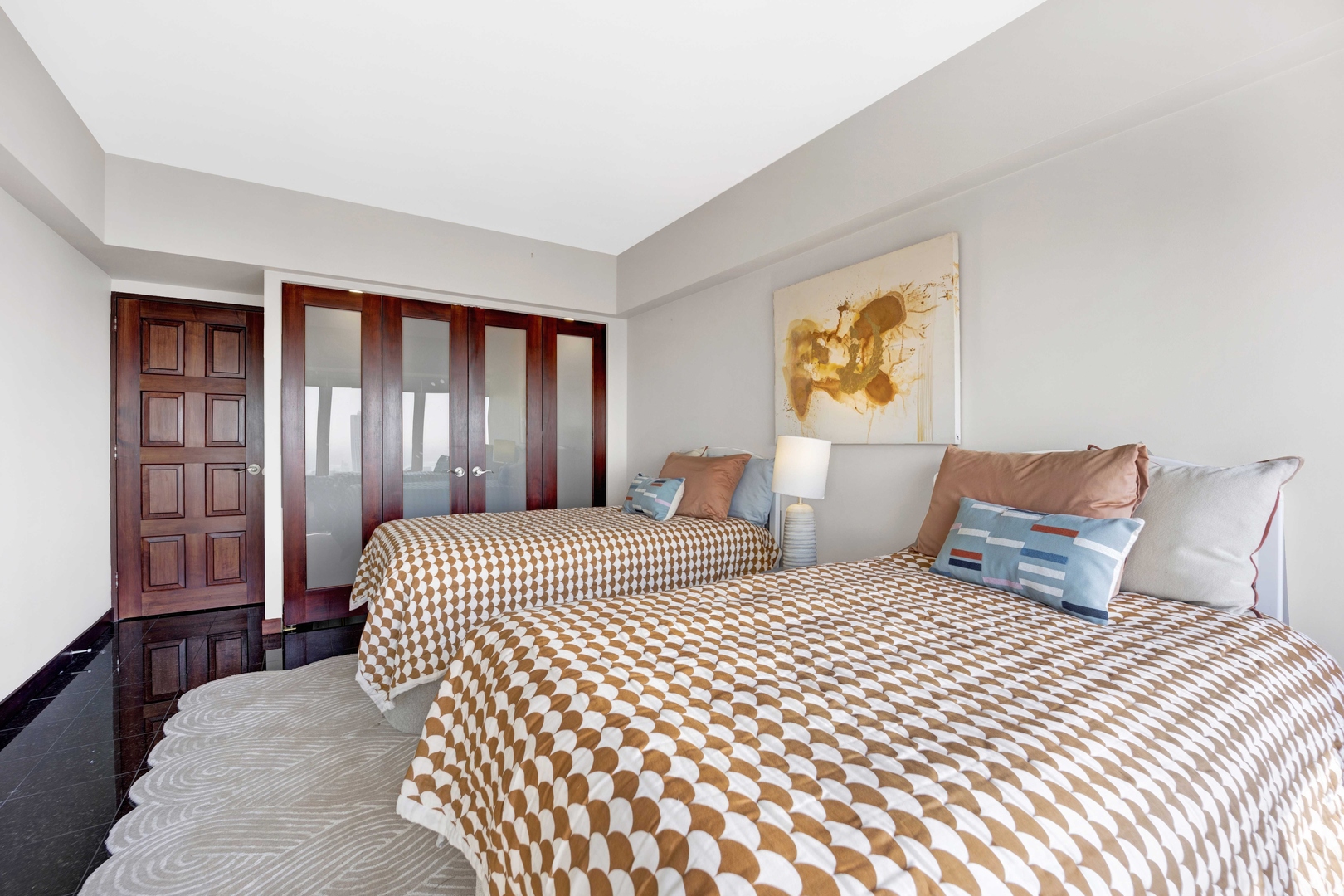 175 E Delaware Place Unit: 8606-07
