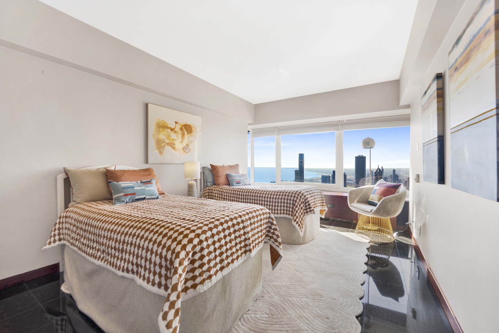 175 E Delaware Place Unit: 8606-07
