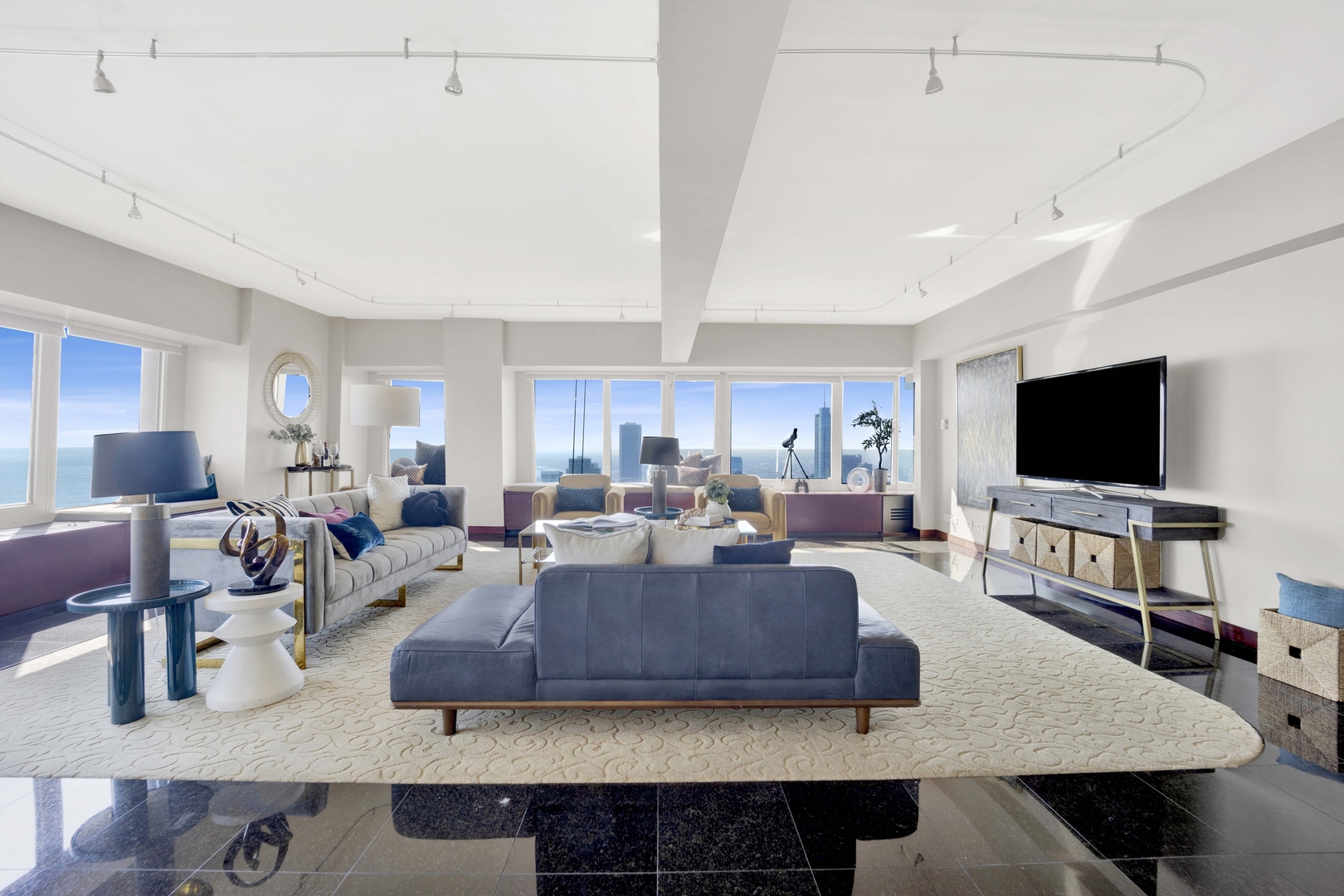 175 E Delaware Place Unit: 8606-07