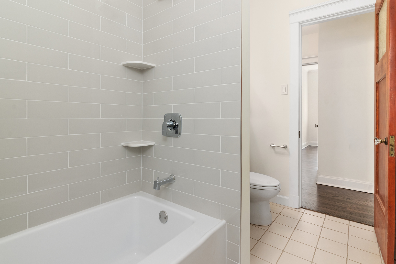 2749 N Hampden Court Unit: 3E