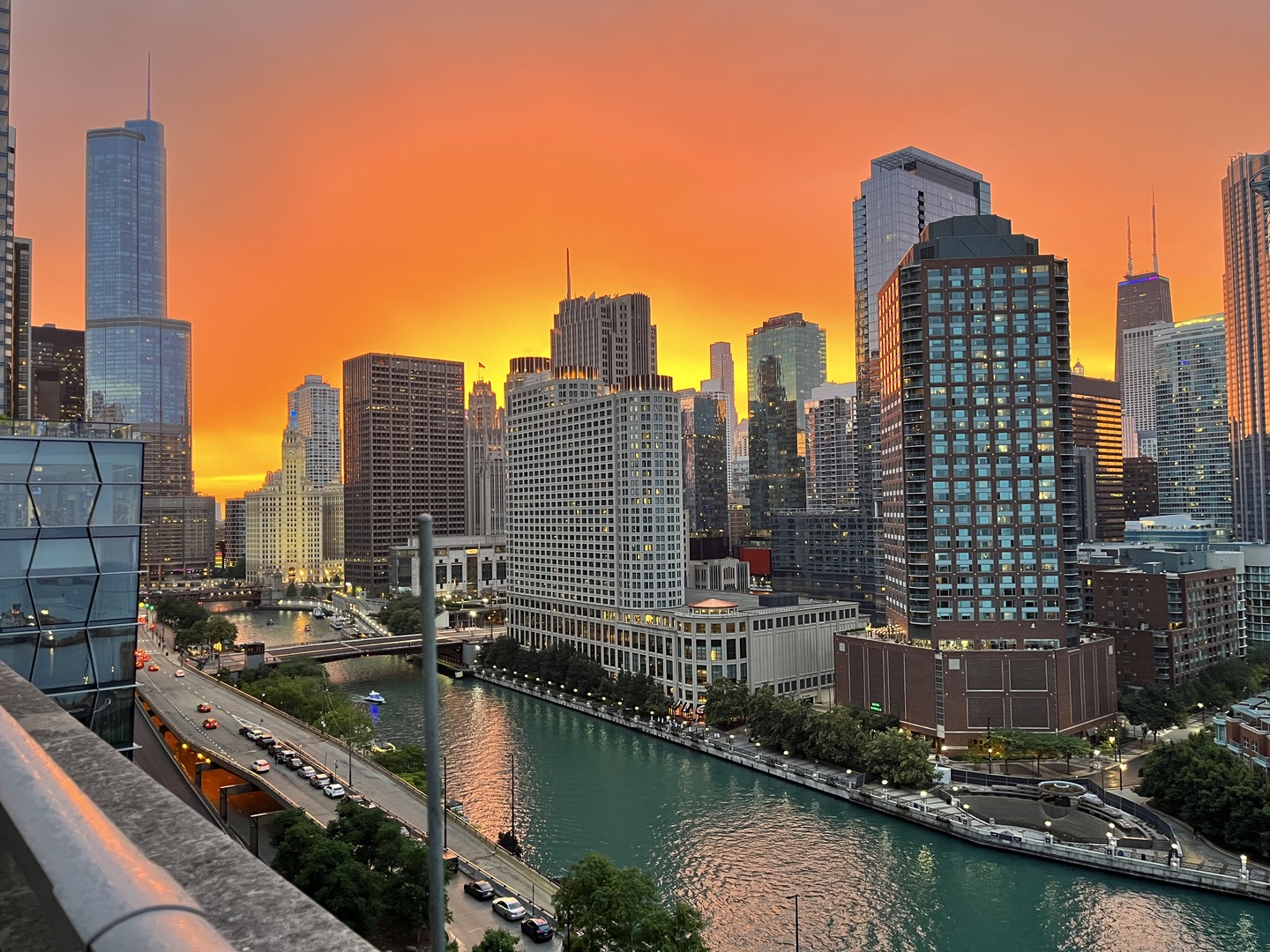 420 E WATERSIDE Drive Unit: 905