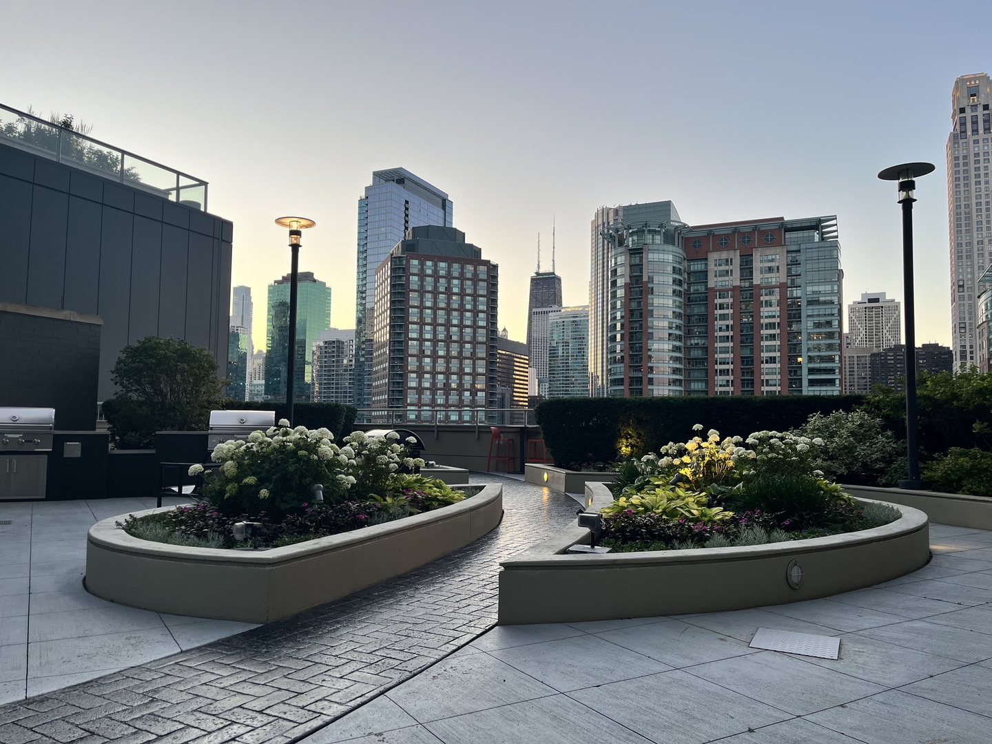 420 E WATERSIDE Drive Unit: 905