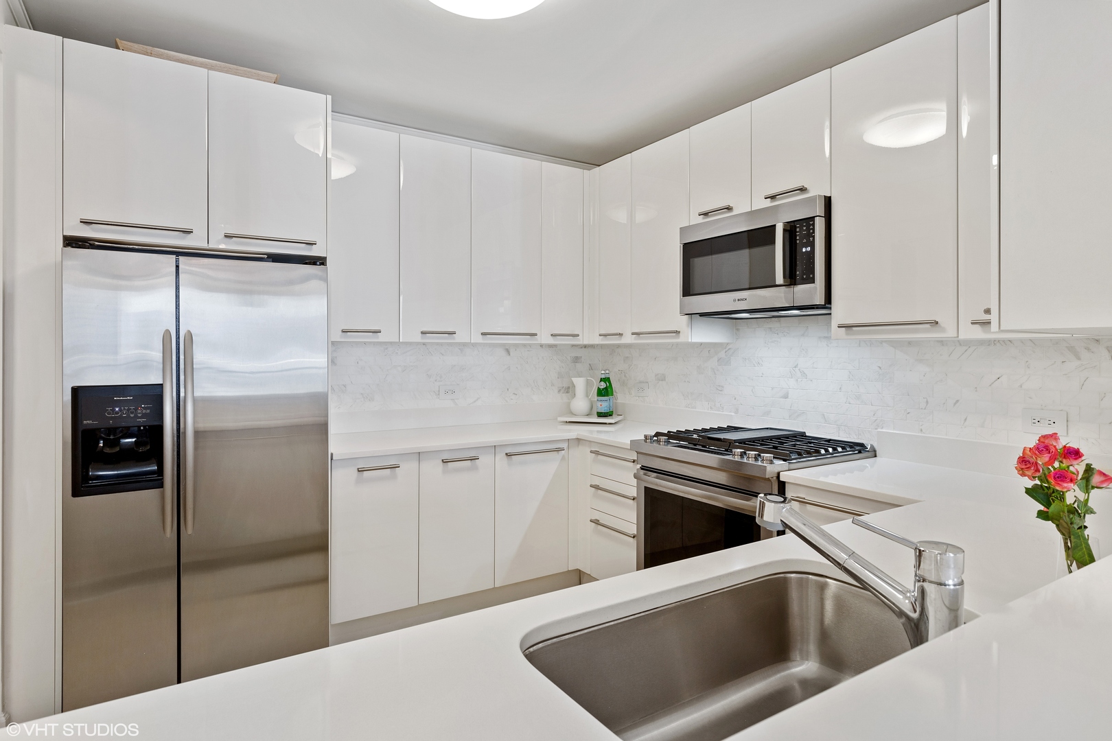 420 E WATERSIDE Drive Unit: 905