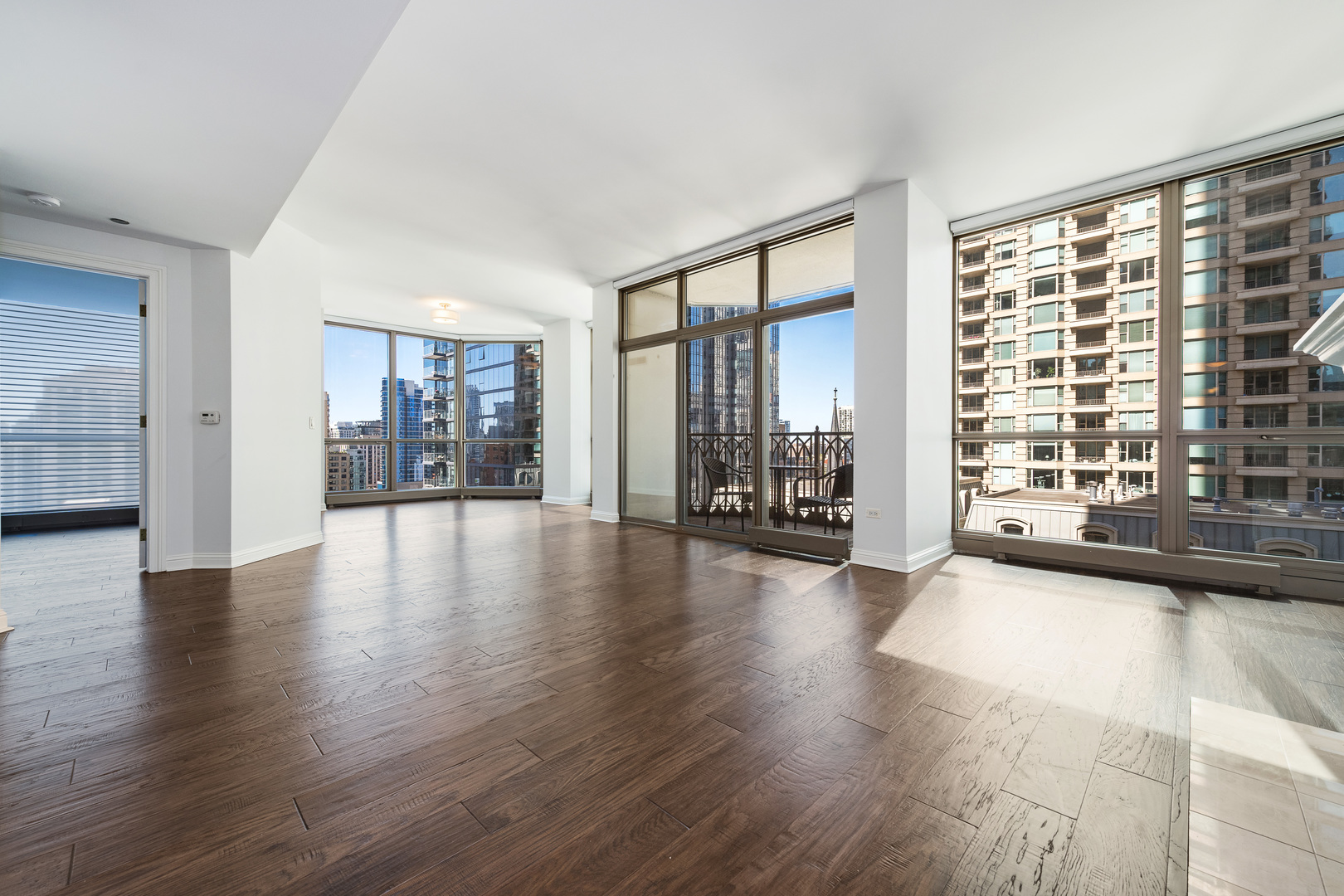 21 E Huron Street Unit: 1507