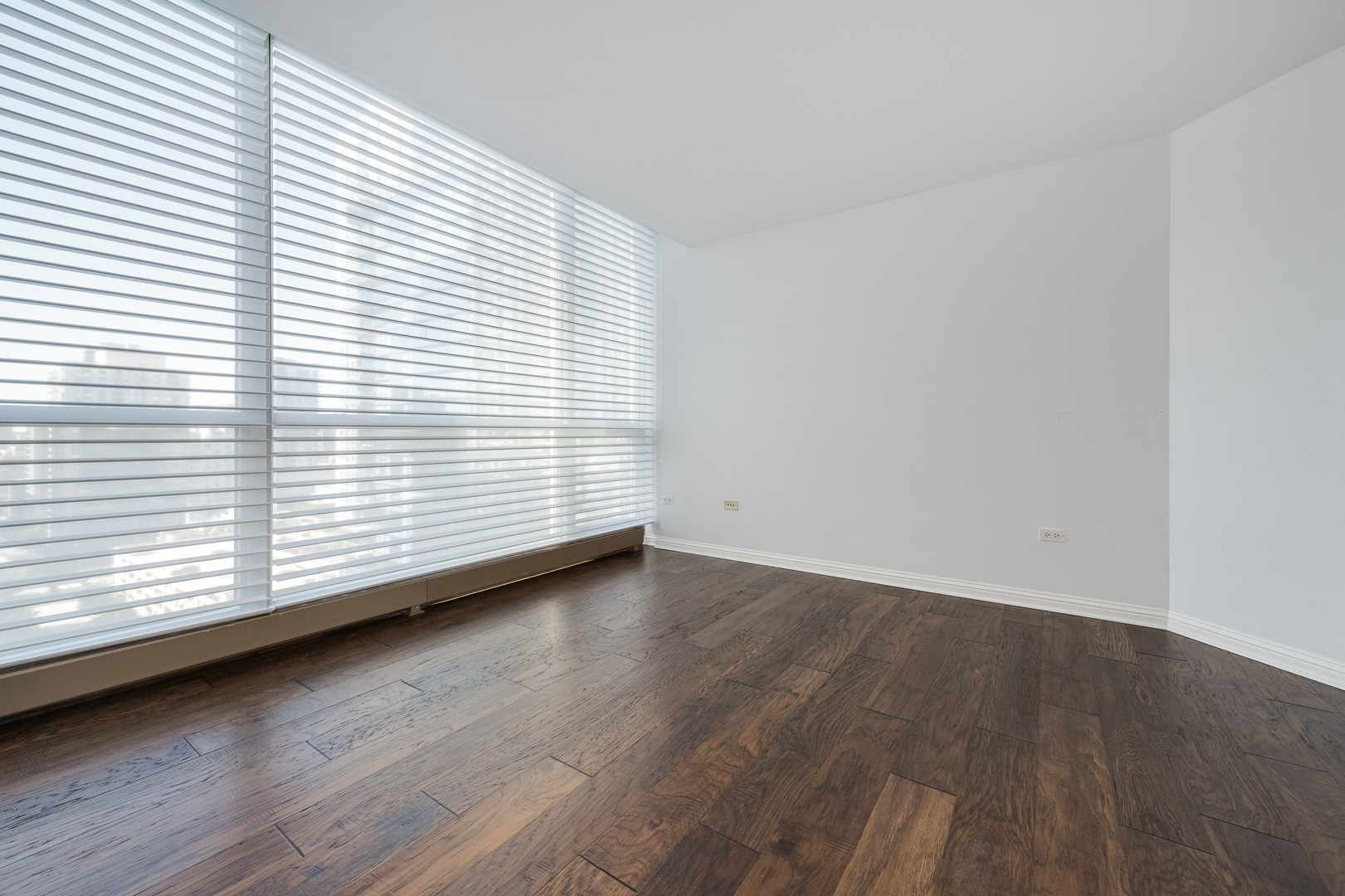 21 E Huron Street Unit: 1507