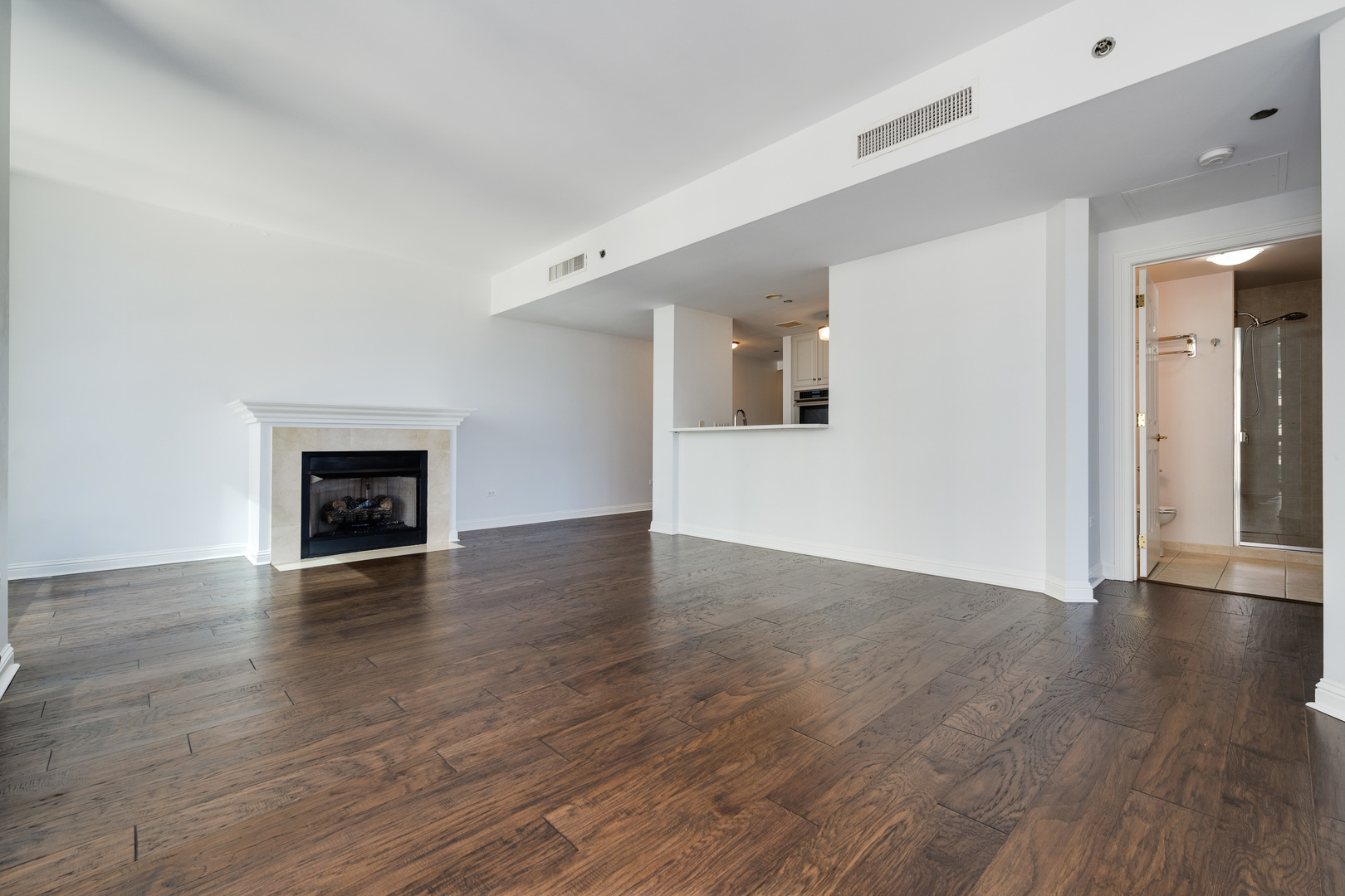 21 E Huron Street Unit: 1507