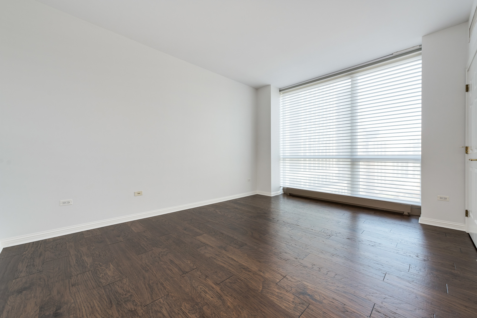 21 E Huron Street Unit: 1507