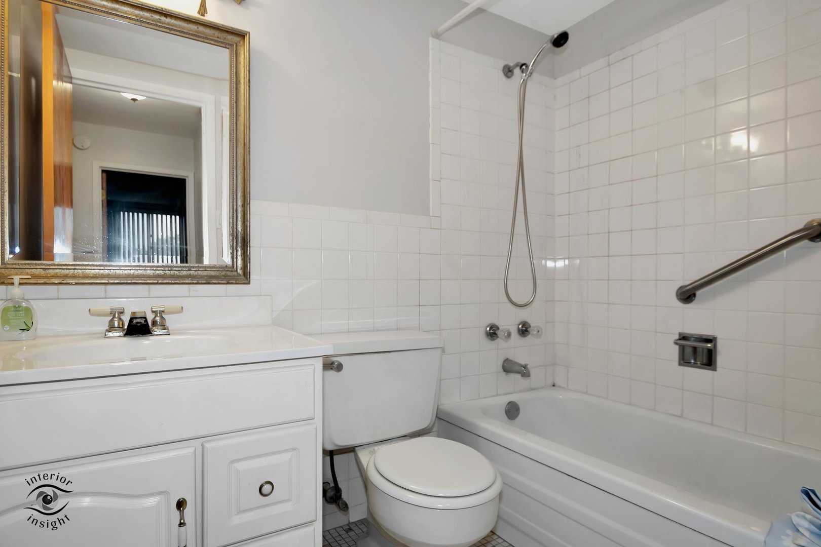 9725 S Karlov Avenue Unit: 309