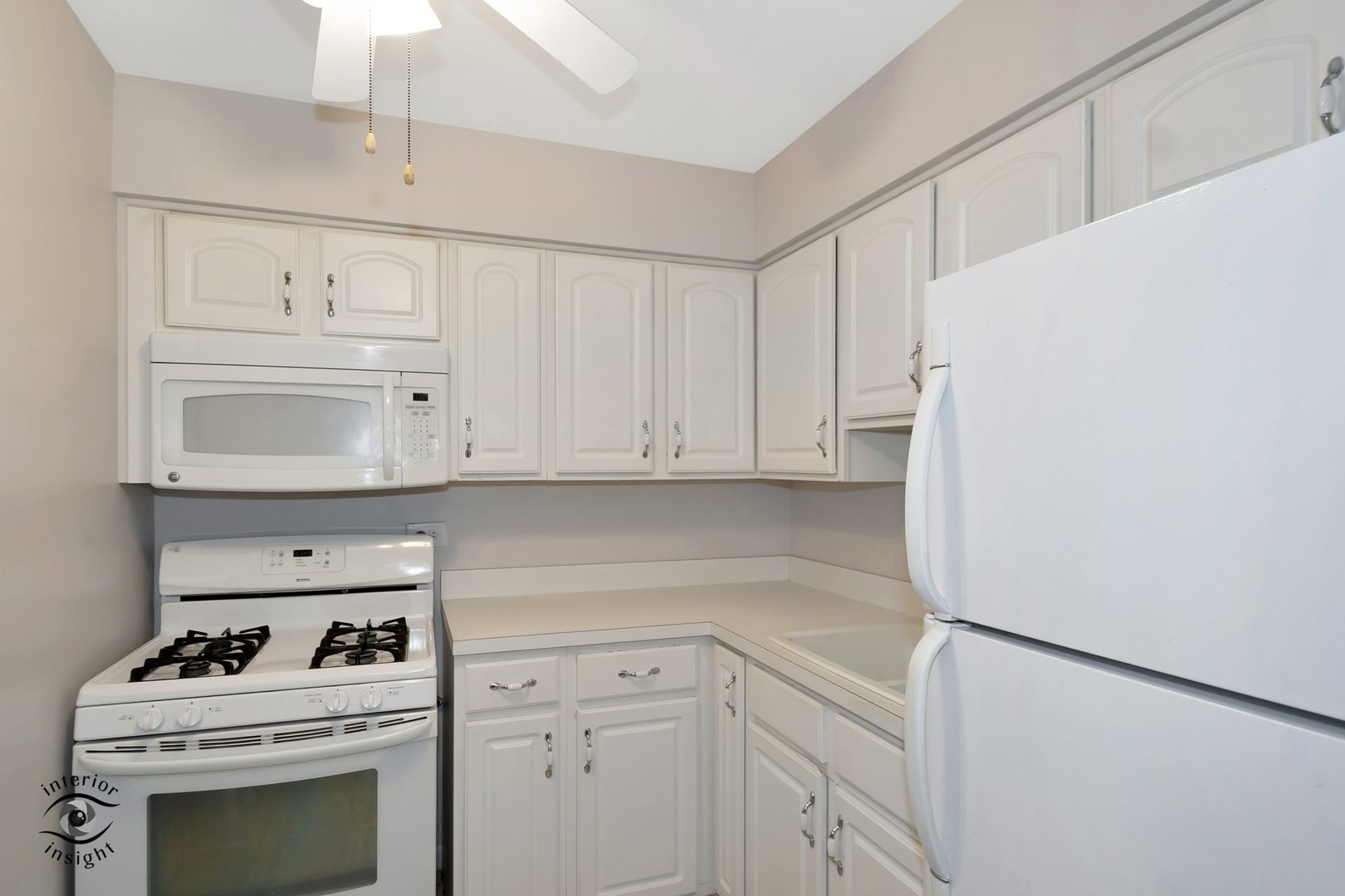 9725 S Karlov Avenue Unit: 309