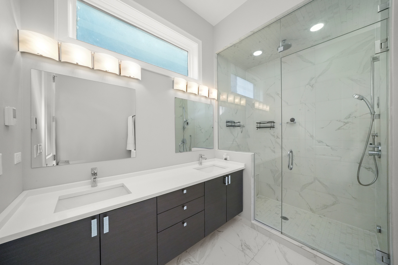 1543 N Campbell Avenue Unit: 3