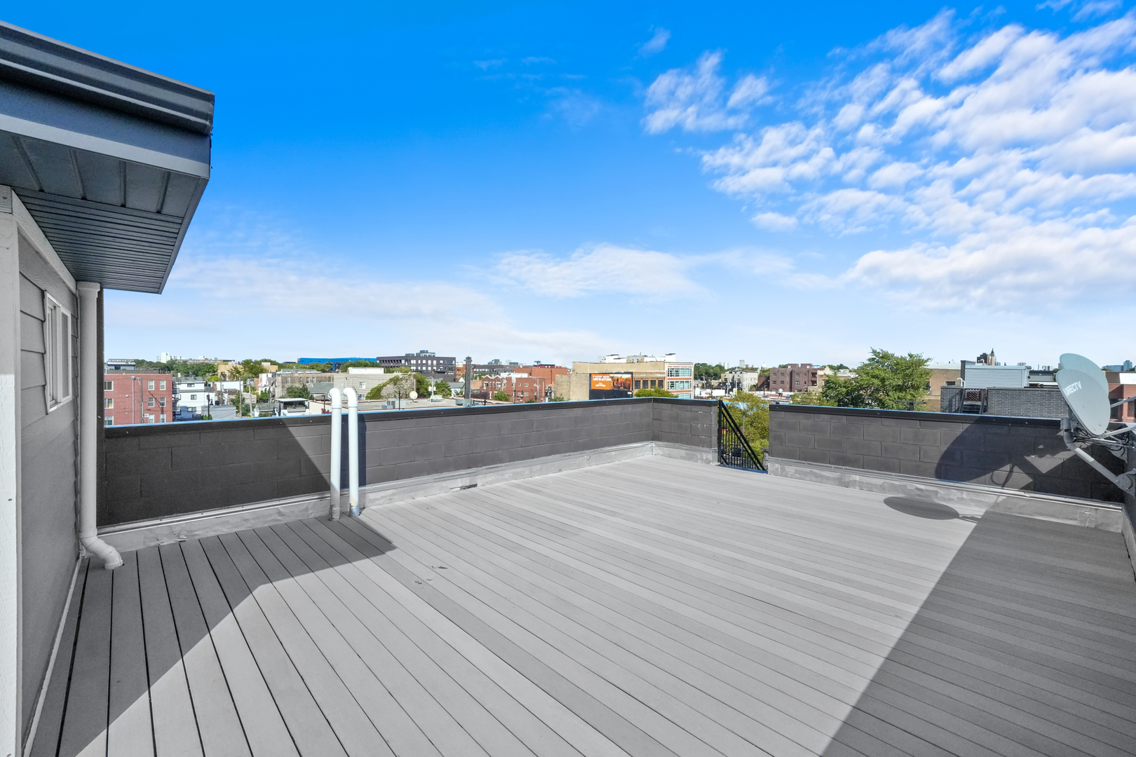 1543 N Campbell Avenue Unit: 3