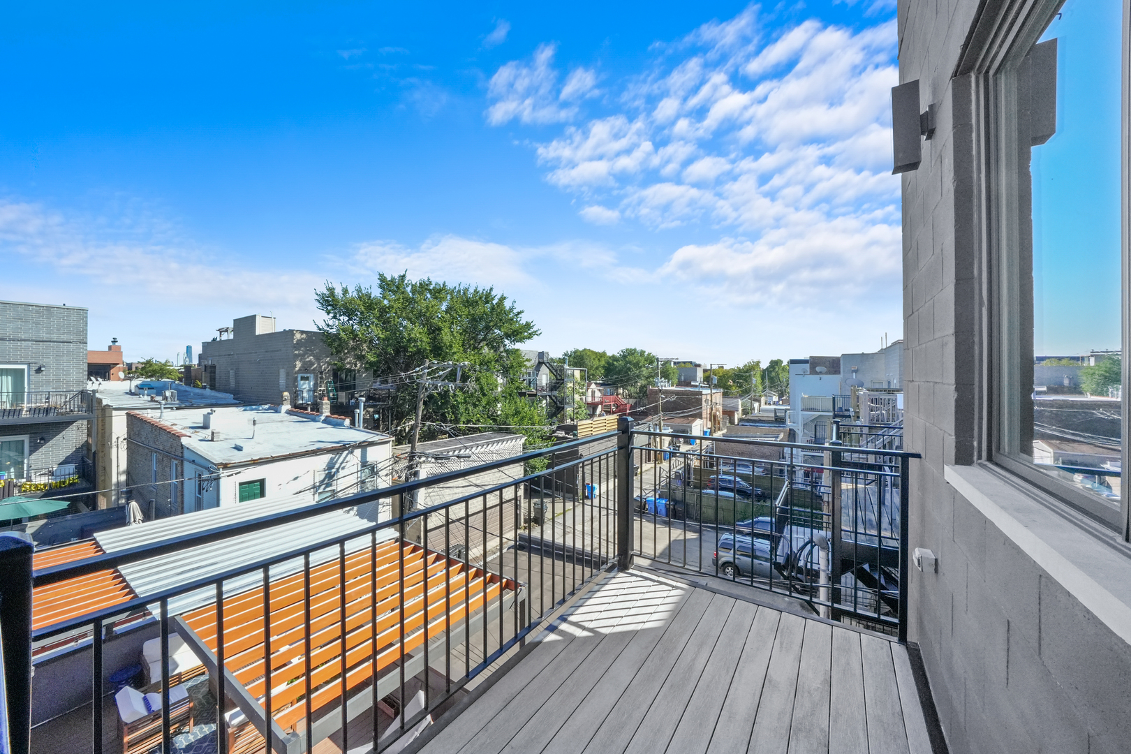 1543 N Campbell Avenue Unit: 3