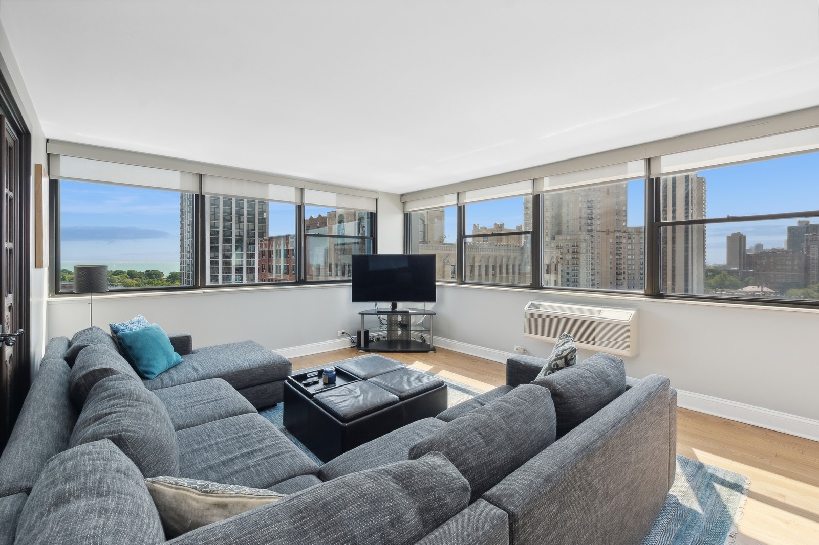 2700 N Hampden Court Unit: 15C