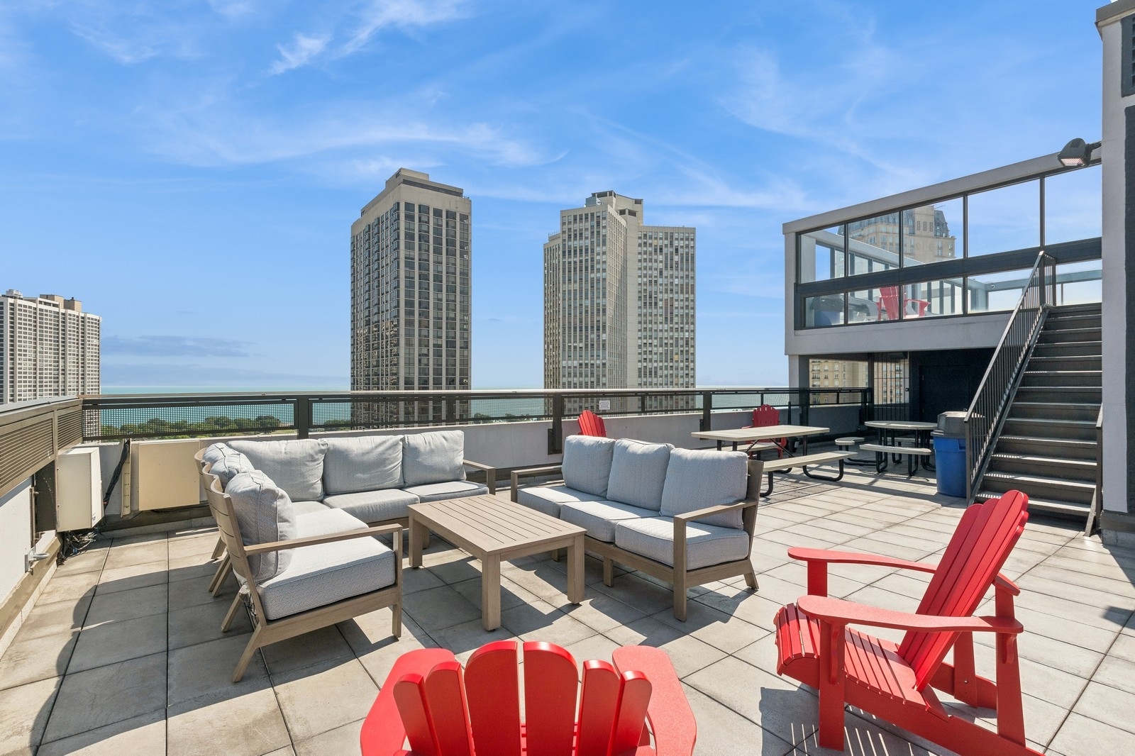 2700 N Hampden Court Unit: 15C