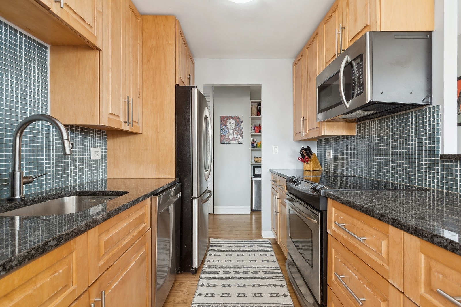 2700 N Hampden Court Unit: 15C