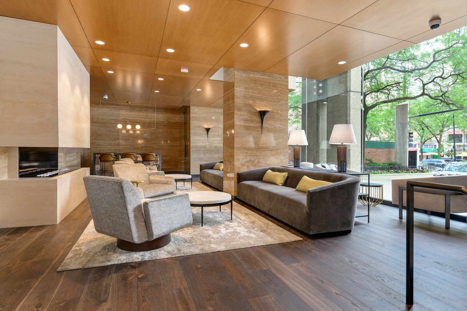 1030 N STATE Street Unit: 27M