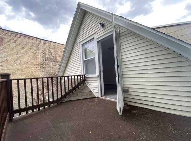 3657 W Oakdale Avenue Unit: 3