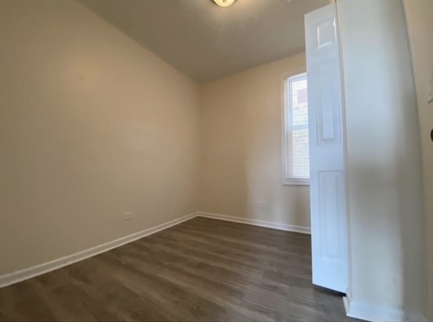 3657 W Oakdale Avenue Unit: 3