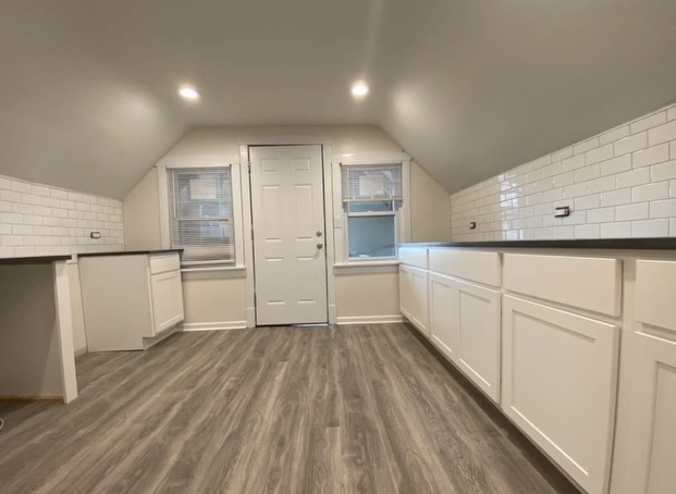 3657 W Oakdale Avenue Unit: 3