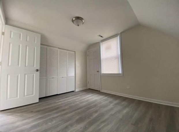 3657 W Oakdale Avenue Unit: 3