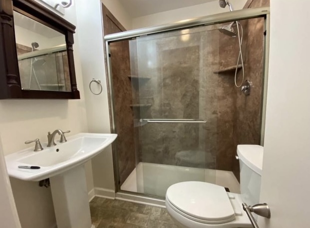 3657 W Oakdale Avenue Unit: 2