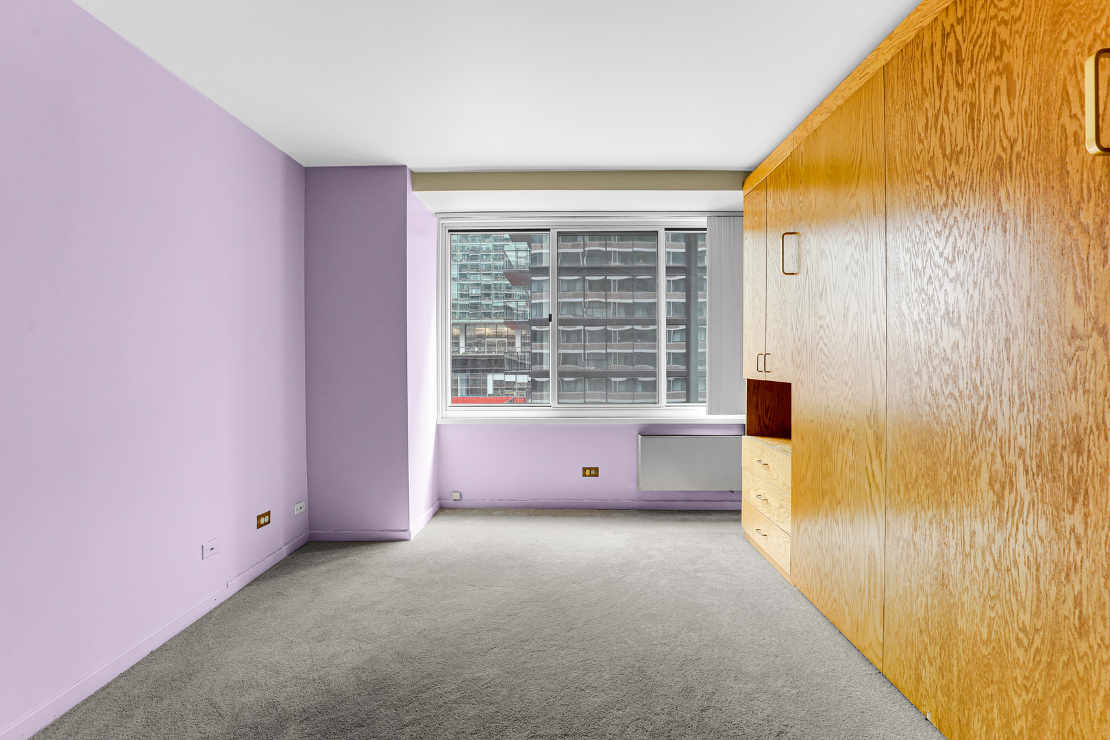 211 E Ohio Street Unit: 1414