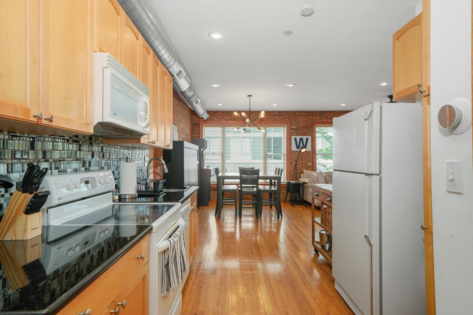 3914 N Broadway Street Unit: 2A