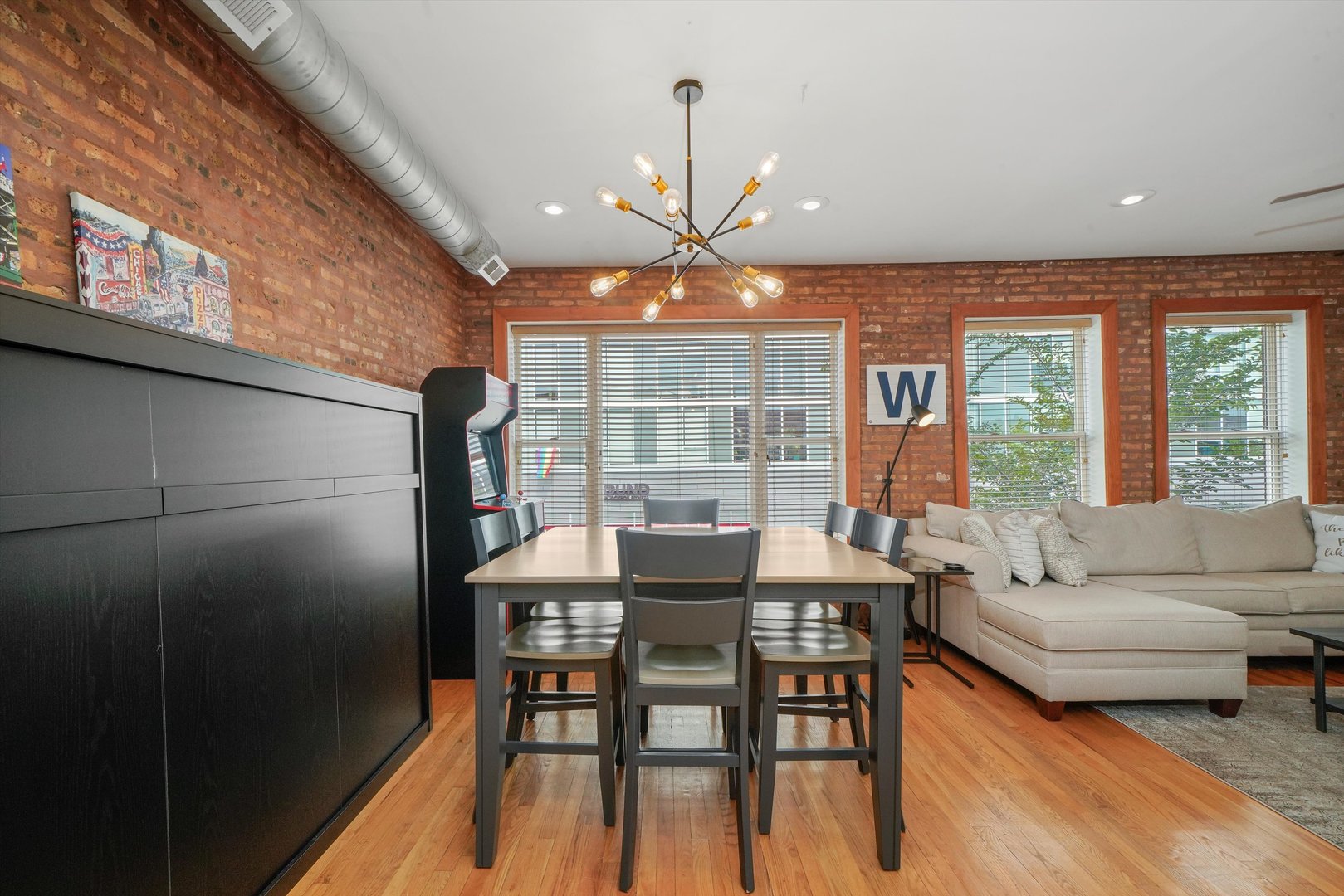 3914 N Broadway Street Unit: 2A