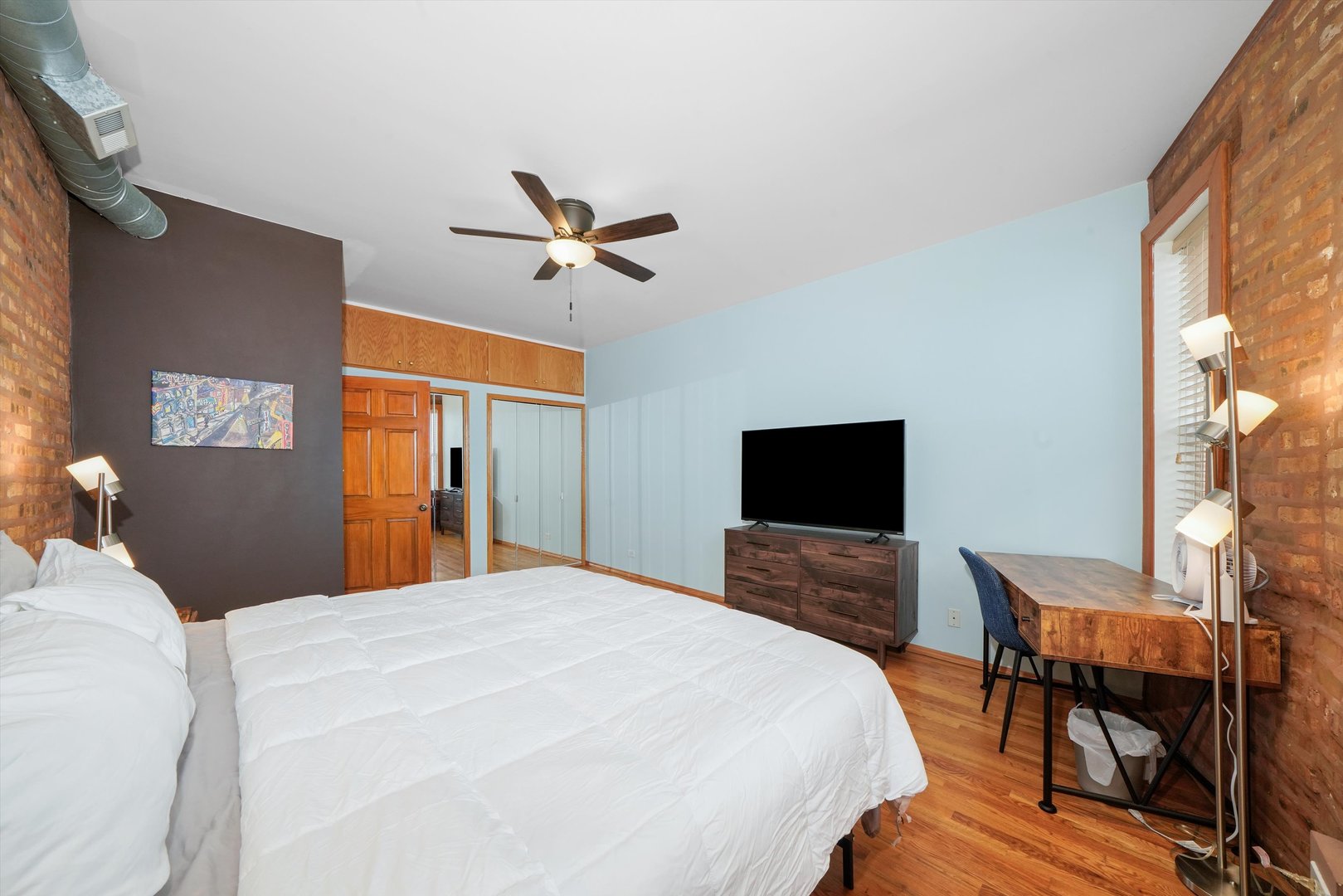 3914 N Broadway Street Unit: 2A