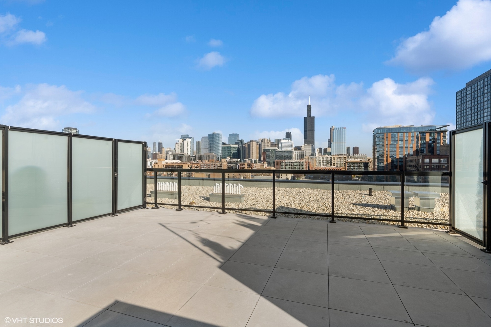 305 S Racine Avenue Unit: PHD