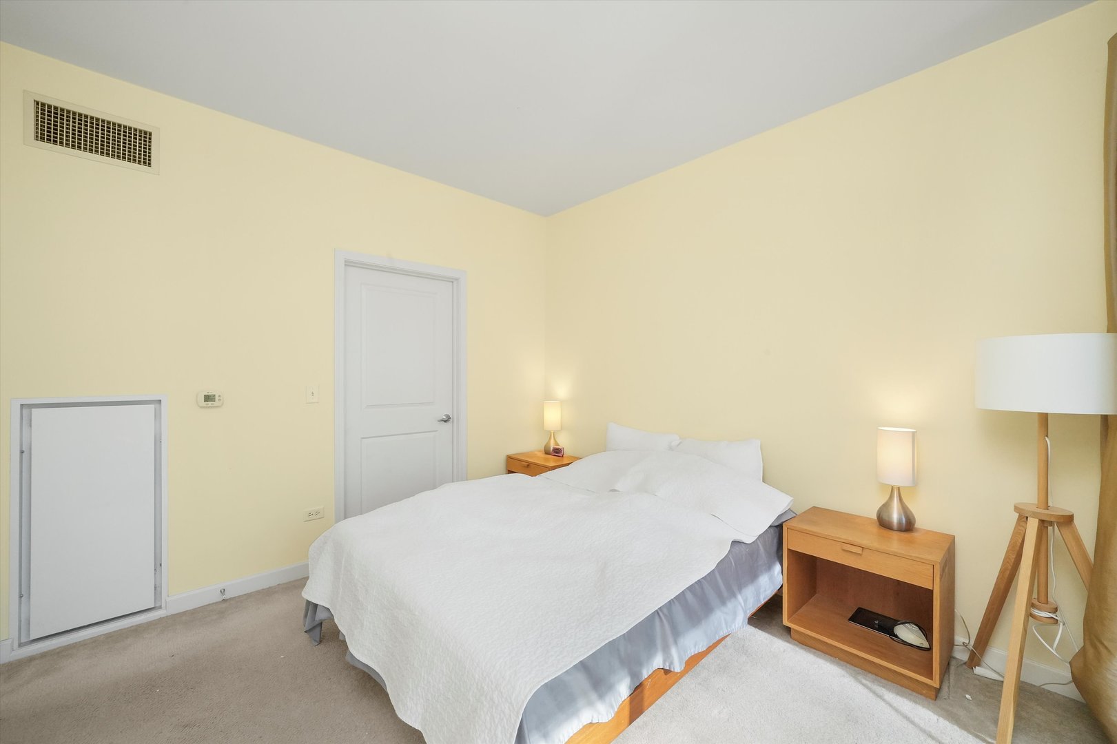 1400 S Michigan Avenue Unit: 1607