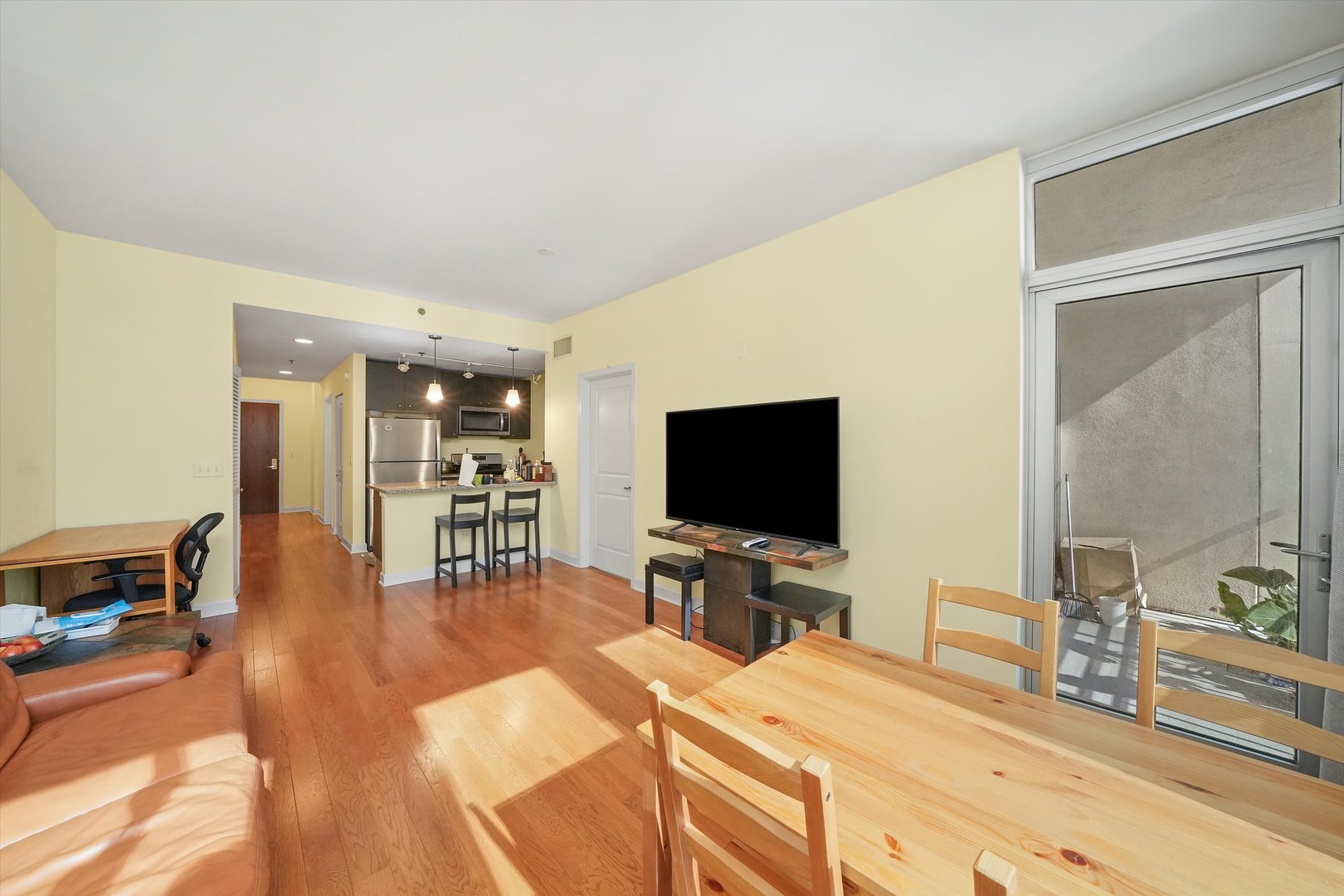 1400 S Michigan Avenue Unit: 1607