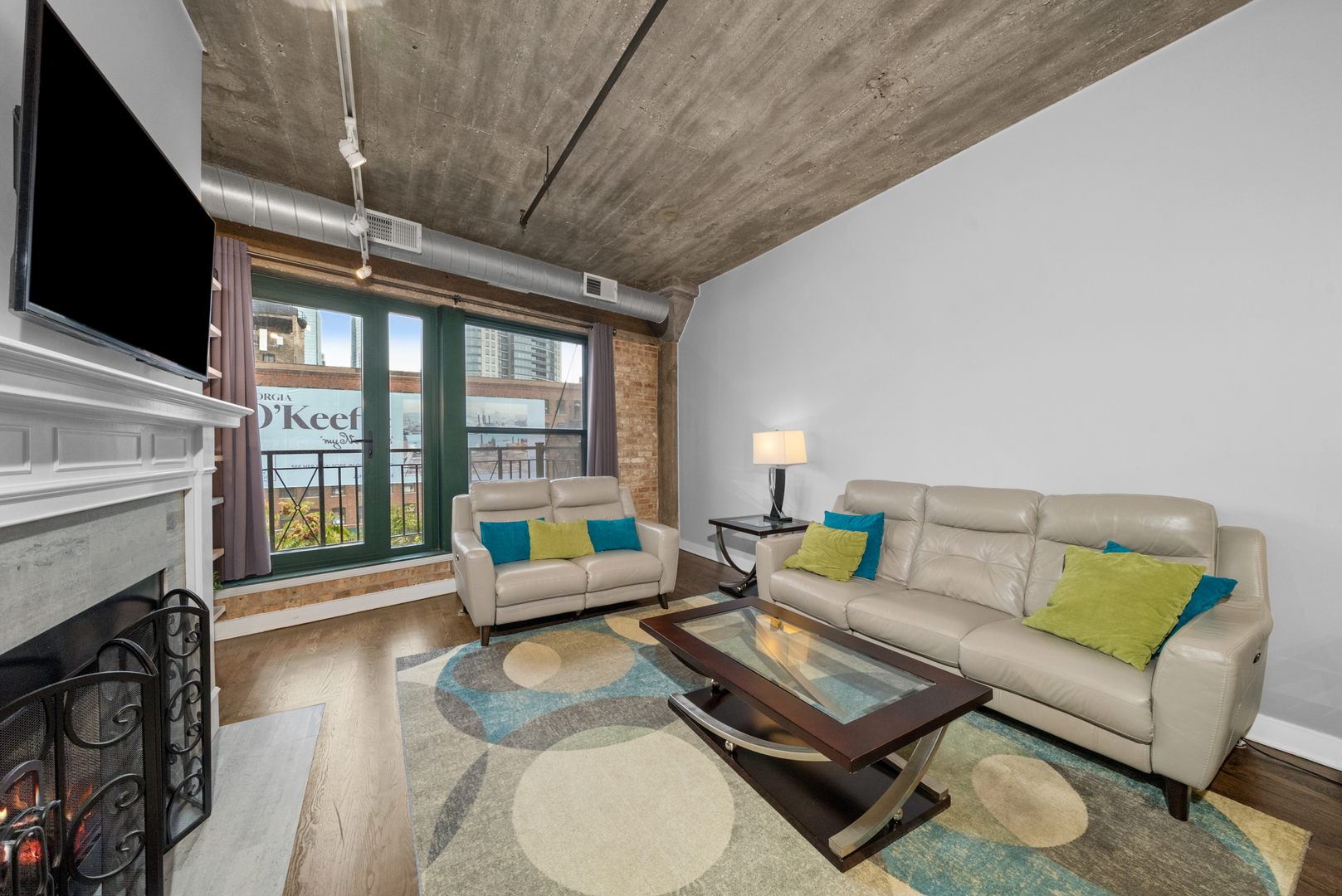 411 W ONTARIO Street Unit: 414