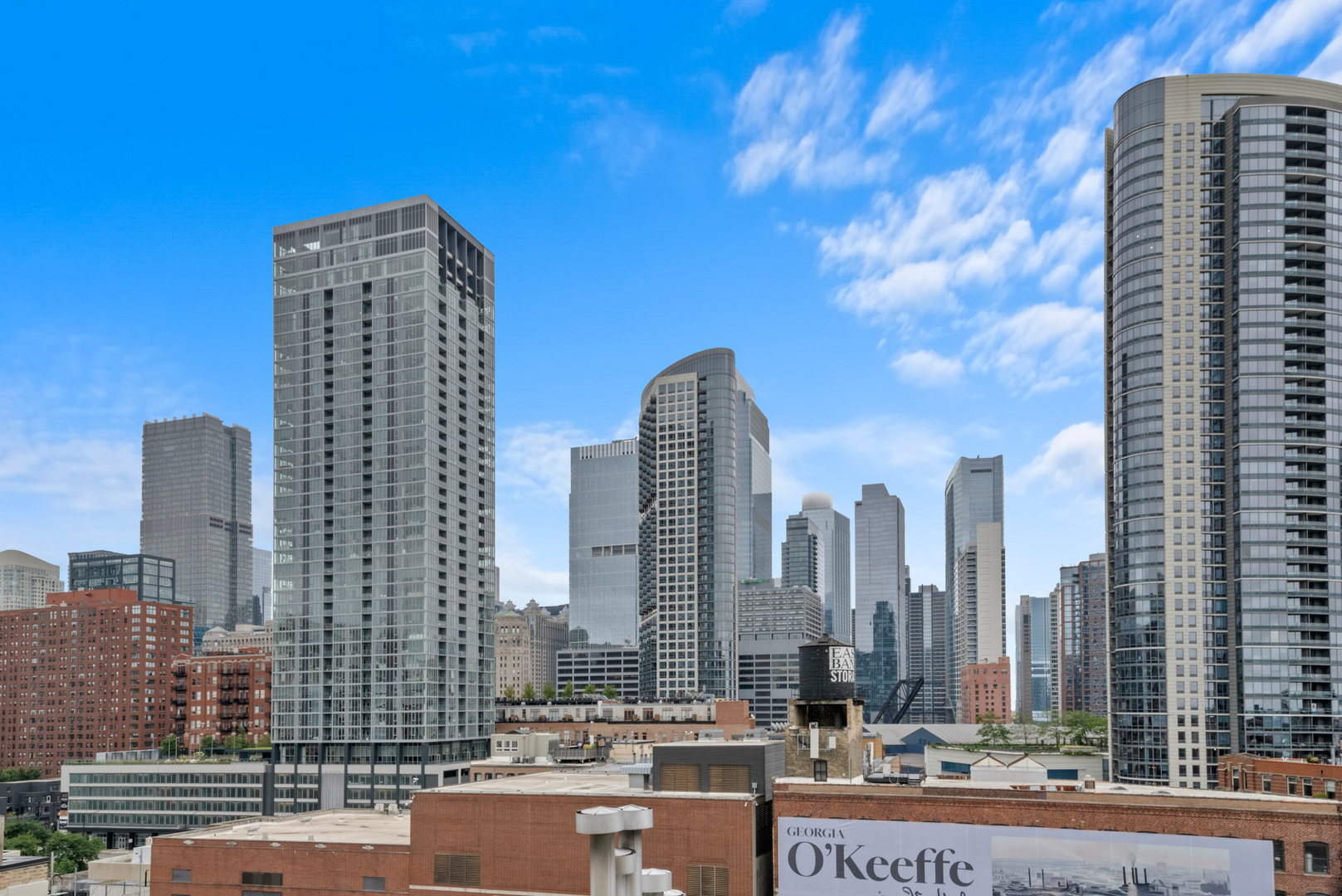 411 W ONTARIO Street Unit: 414