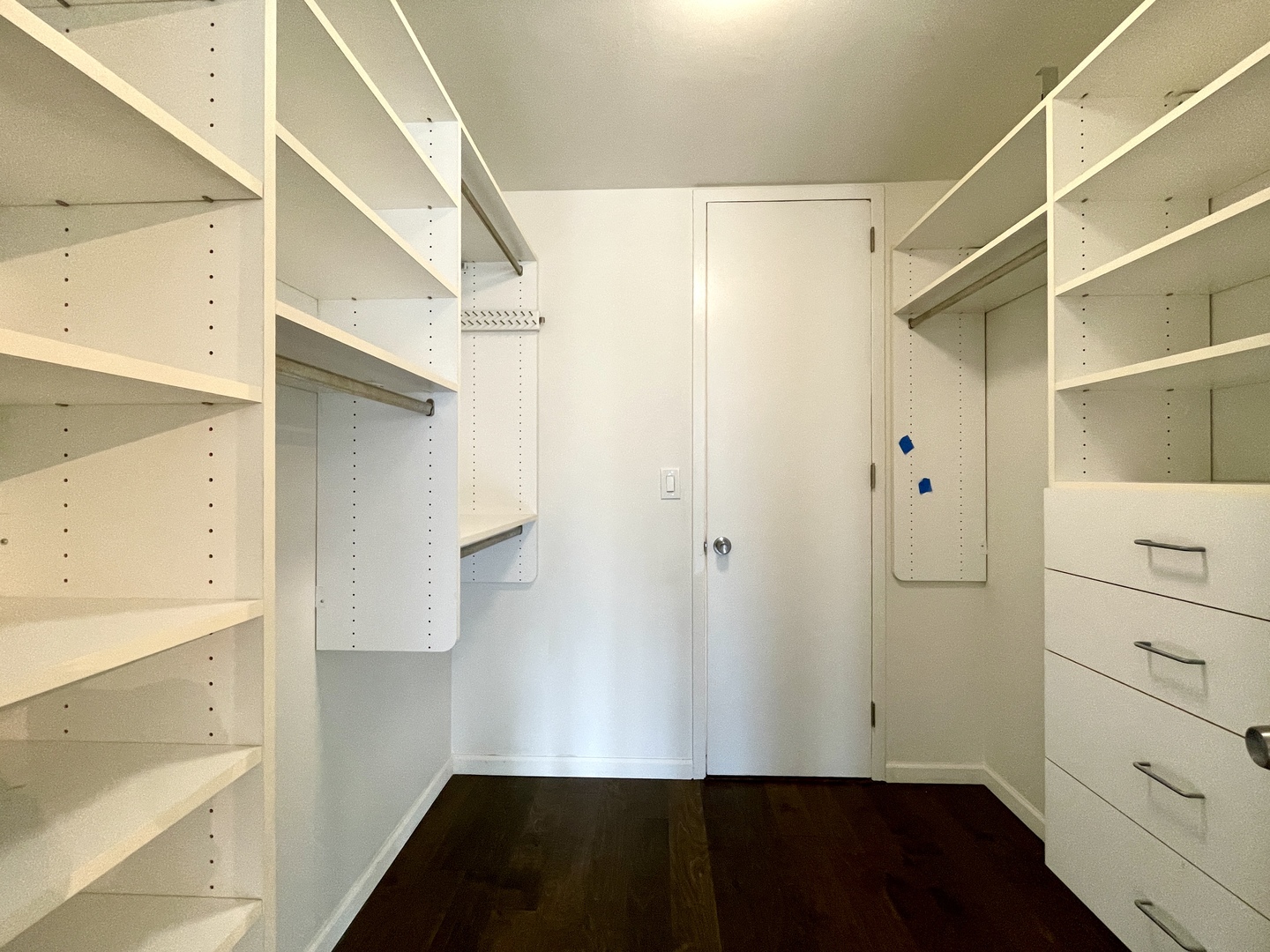 1 E Scott Street Unit: 1208