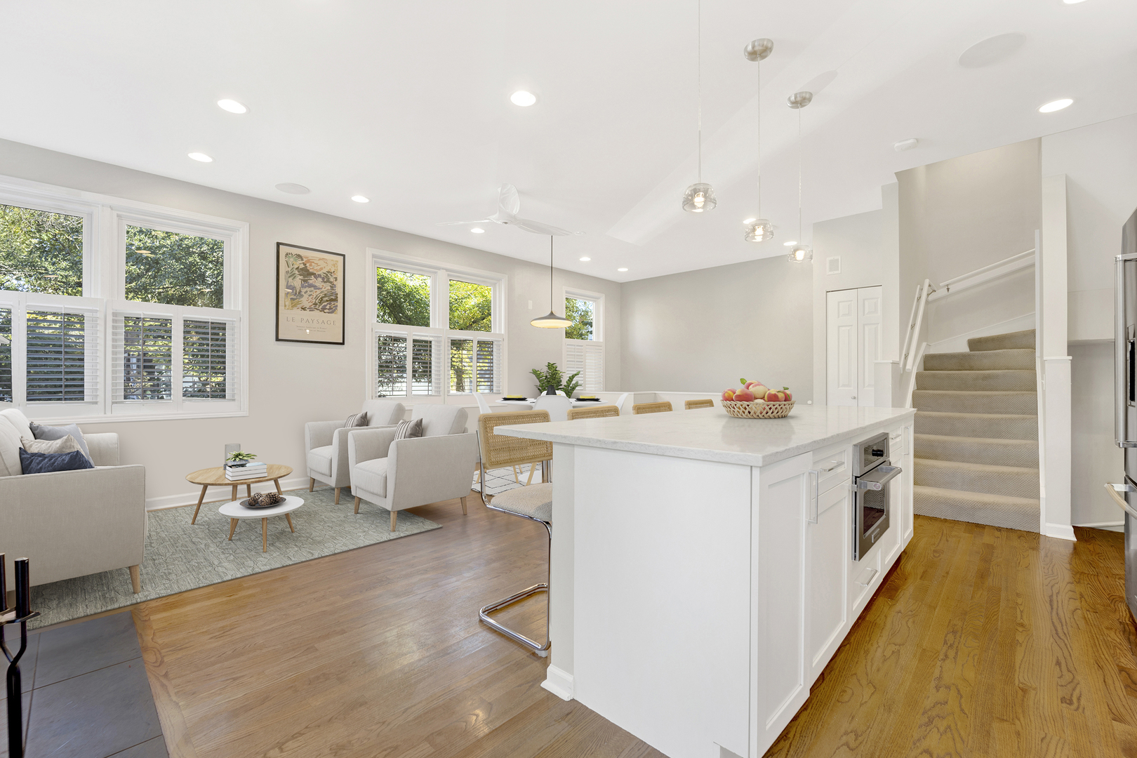 2057 W Mclean Avenue