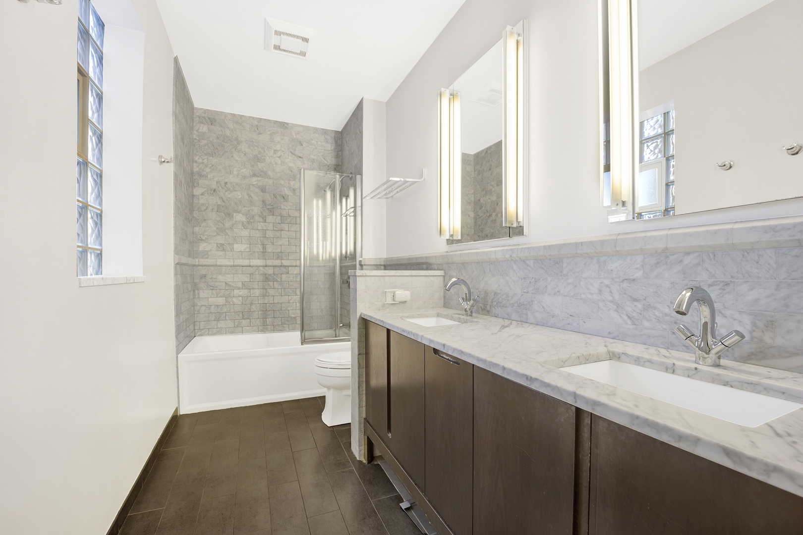 2057 W Mclean Avenue