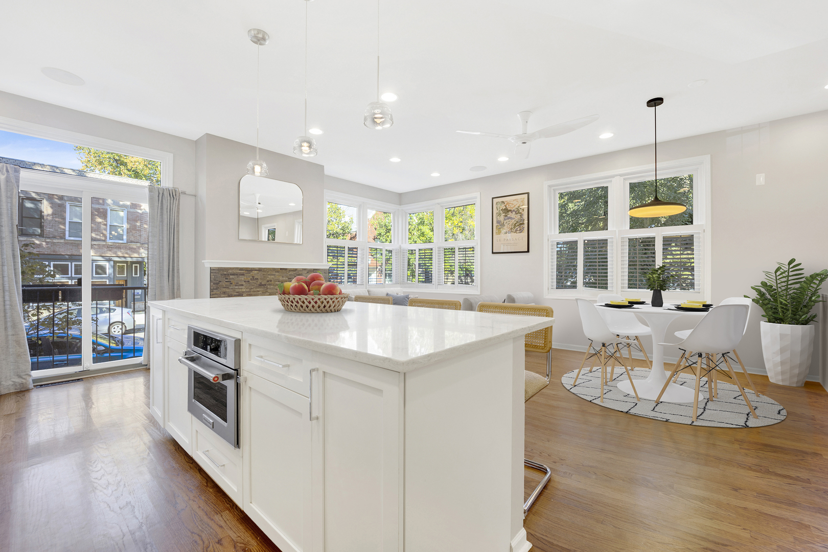 2057 W Mclean Avenue